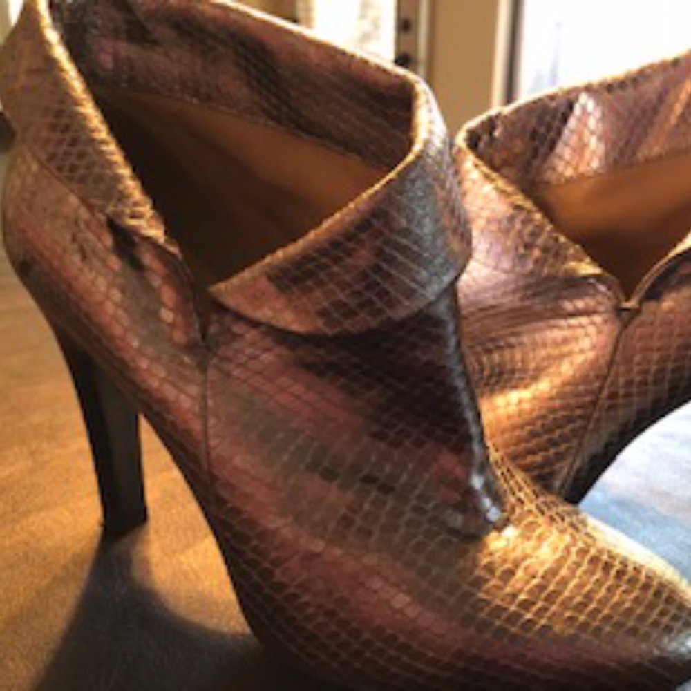 Michael Kors Sliver Ankle Booties